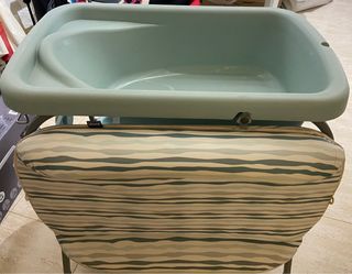 bañera- cambiador Chico
