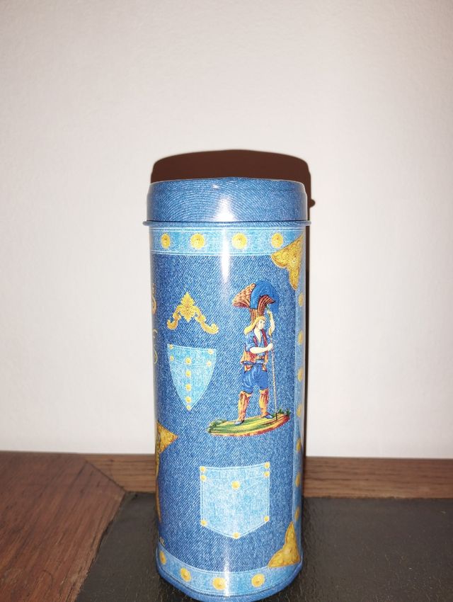 Portaprofumo in latta Versace