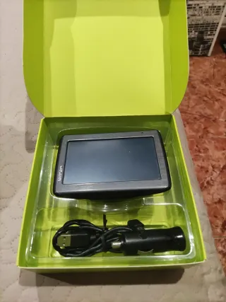 GPS TomTom impecable con mapas actualizados