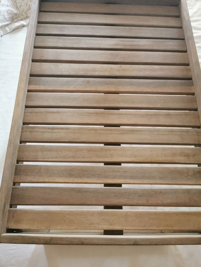 Mesita para desayunar en cama.