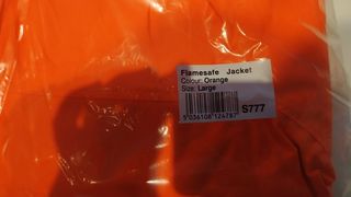 Anorak ignífugo nuevo sin estrenar