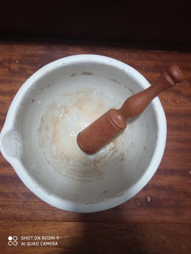 Antico, malta da farmacia,