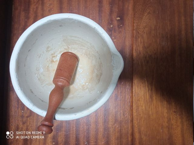 Antico, malta da farmacia,