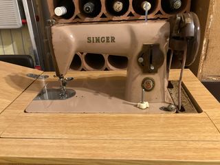 Maquina de coser Singer de 1961