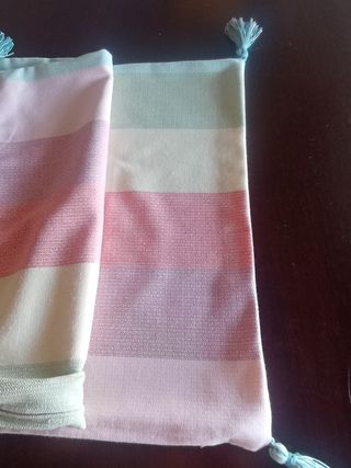 Funda cojín borlas.Decoracion