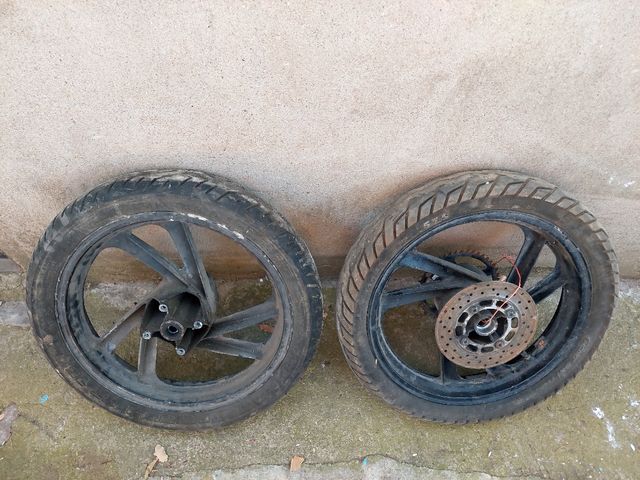 Llantas yamaha tzr