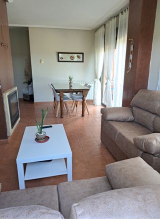 Casa con piscina en alquiler corta Estancia.