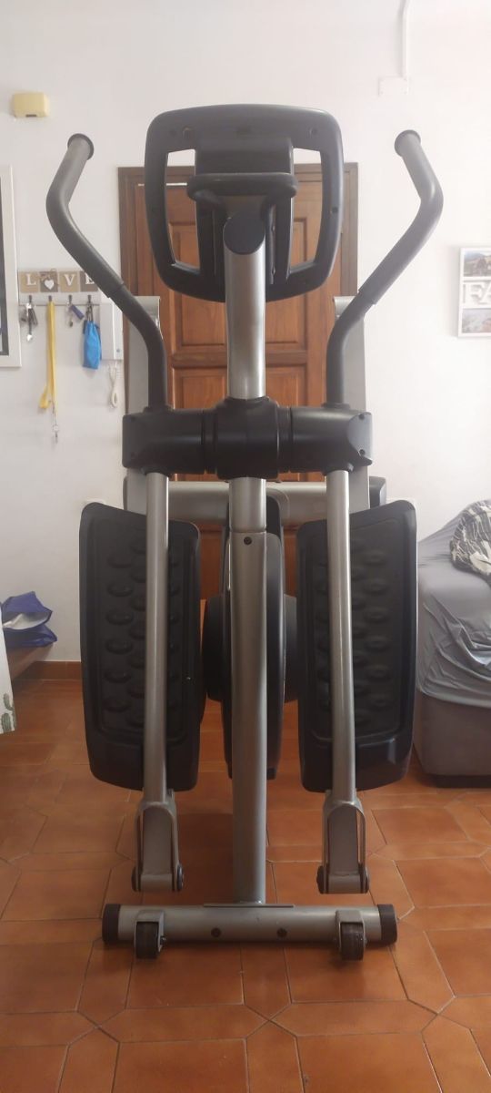 Elíptica plegable Proform HR 690 de segunda mano por 100 EUR en