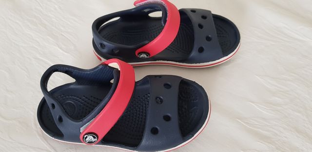 Sandalias Crocs bebé 