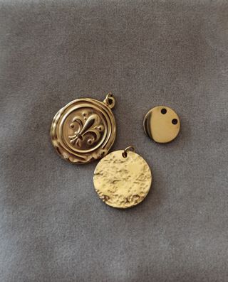 3 medalhas douradas