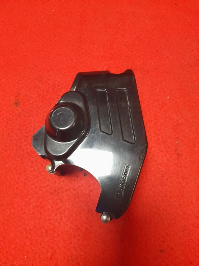 Tapa piñon suzuki sv 650