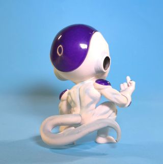 FREEZER FIGURA DE DRAGON BALL