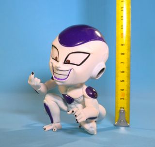 FREEZER FIGURA DE DRAGON BALL