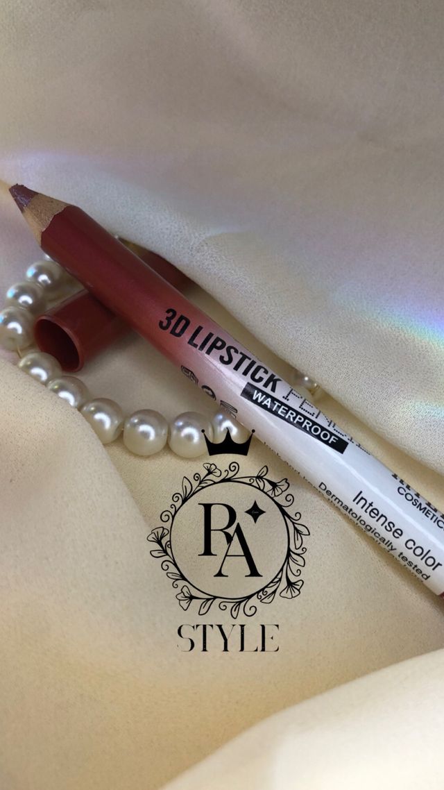 lapiz labial brillante 3D