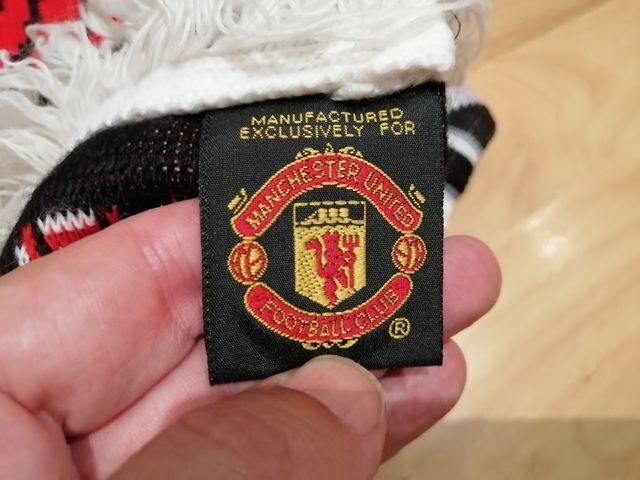 BUFANDA MANCHESTER UNITED