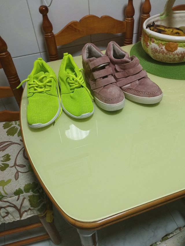 Se vende tenis están nuevos
