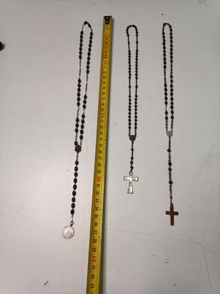 Tres rosarios muy antiguos