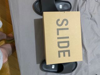 YEEZY SLIDES ONYX