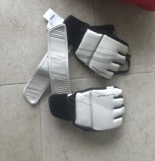 OUTSHOCK Guantesi fit-boxing Outshock 100 blanco