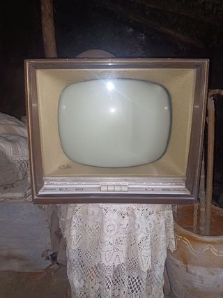 Televisión antigua