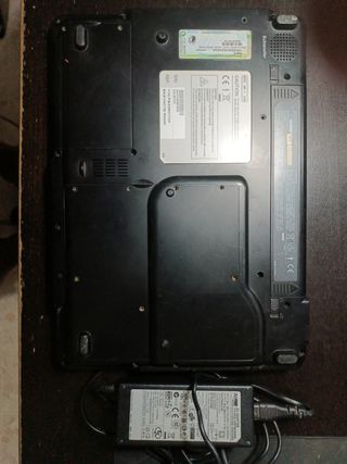 Portátil Packard Bell Easy Note R9290