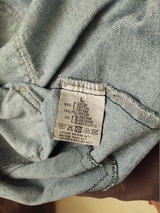 Peto vaquero minifalda