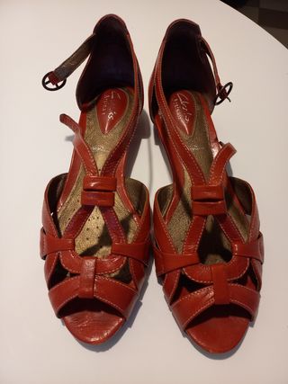 Sandalias rojas 38,5 ( 7 1/2) clarks artisan