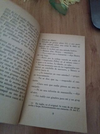 Terror en el teatro, 1972 Harry Dickson