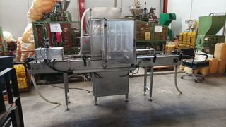 Llenadora envasadora de pistones