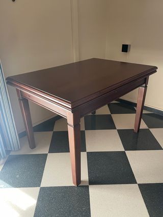 Mesa de madera extensible