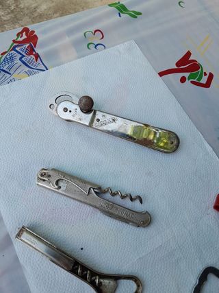 Set di apriscatole e cavatappi