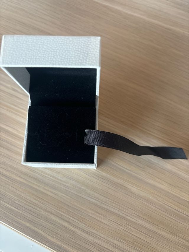 Cajas Pandora y Tous