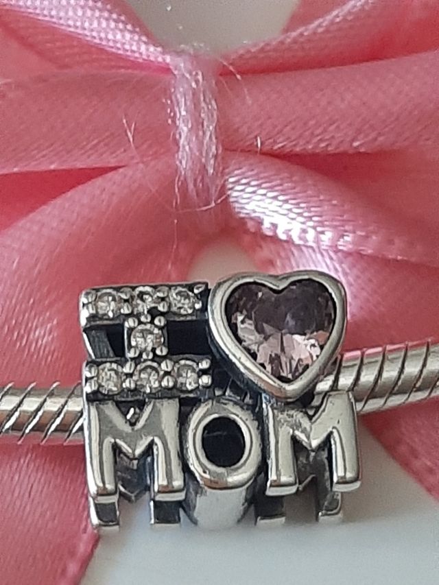 Charm I love mom en plata de ley S 925.
