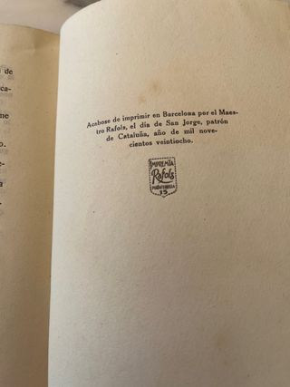 Antiguo y raro libro antiguo