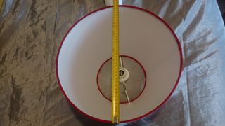 Pantalla ikea y cable para techo lámpara roja