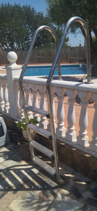 Escalera de piscina acero inoxidable
