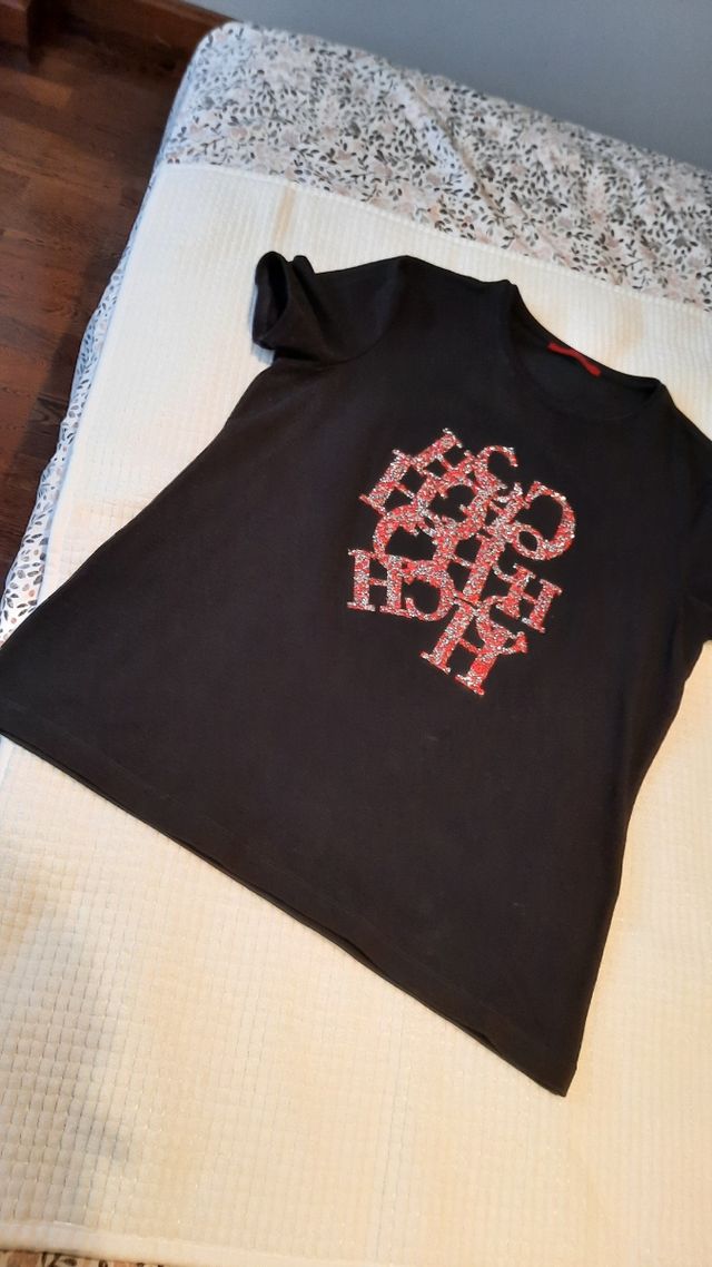 Camiseta carolina herrera pvp 189