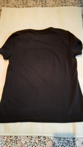 Camiseta carolina herrera pvp 189