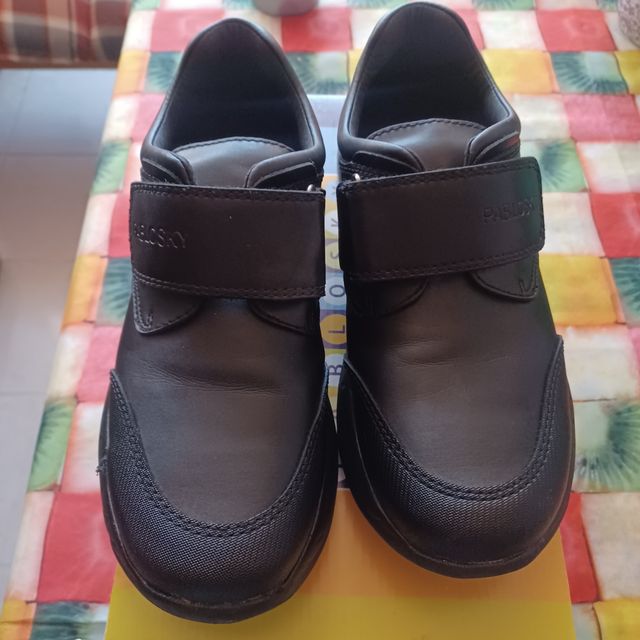 vestido de fiesta rosa empolvado o marfil