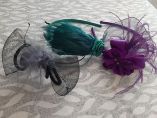 Tocados de fiesta diferentes colores.