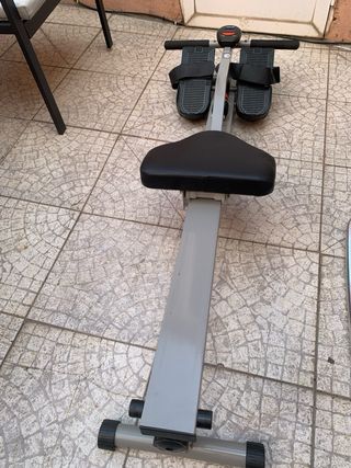 Maquina de remo ajustable