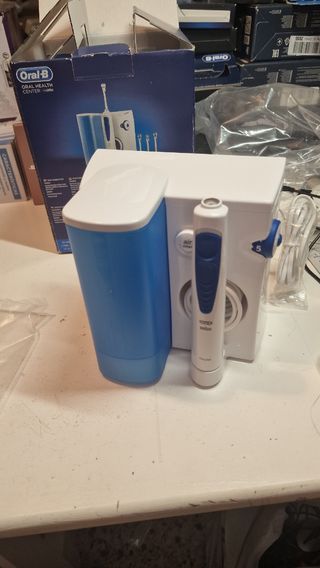 Irrigador bucal ORAL B