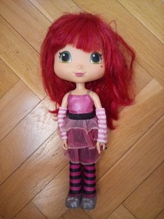 Muñeca tarta de fresa