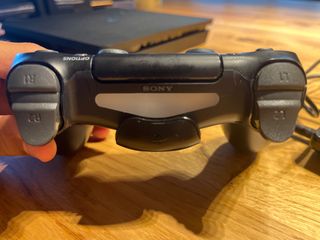 playstation 4 y cargador 