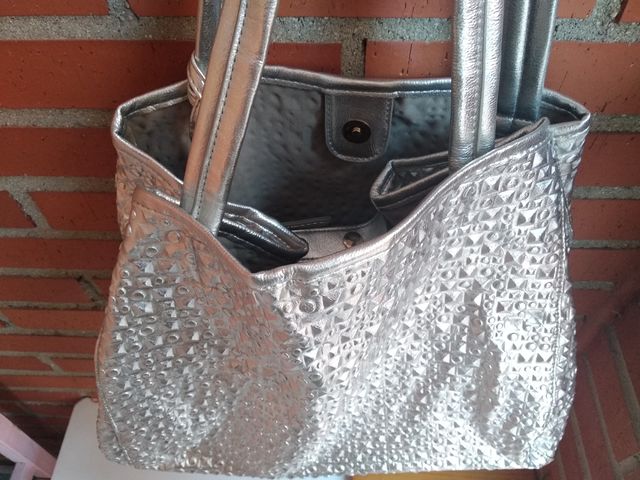 Bolso plateado
