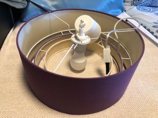 Lámpara morada círculos leroy merlin