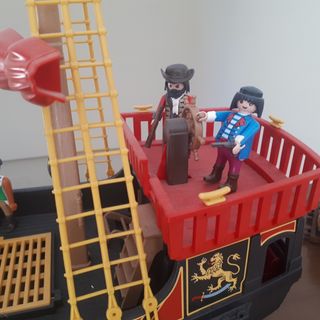 Barco pirata playmobil