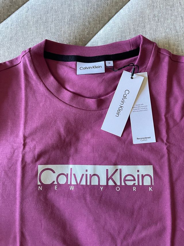 camiseta Calvin Klein M