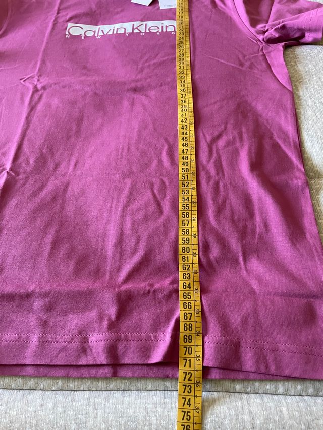 camiseta Calvin Klein M