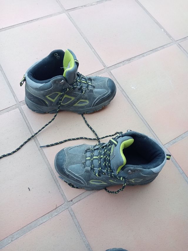 Botas de montaña talla 37